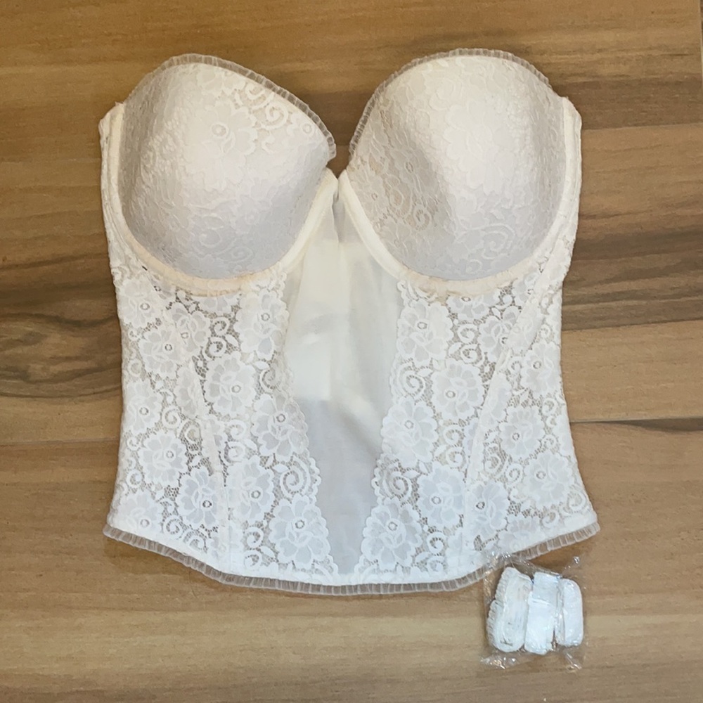 Maidenform White Lace Bustier- 36D